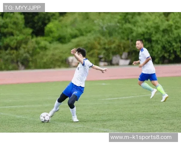 精彩足球赛事比分回顾与分析助你掌握比赛动态与球队表现